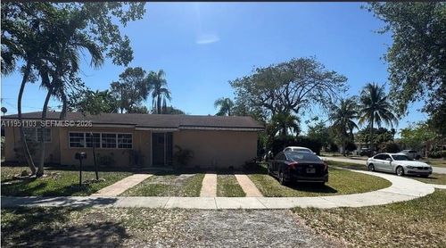 20530 Eagle Nest Rd, Cutler Bay, FL, 33189-2312 | Card Image
