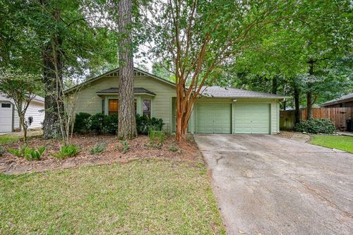 19 Whistlers Walk Pl, The Woodlands, TX, 77381-4043 | Card Image