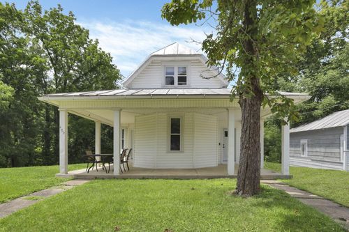 409 N Basil St, Baltimore, OH, 43105-1007 | Card Image