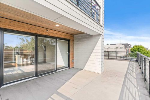 319-120 18 Ave Sw, Calgary, AB, T2S3H5 | Card Image