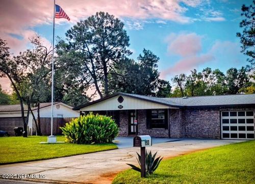 193 Evergreen Ln, Middleburg, FL, 32068-7817 | Card Image