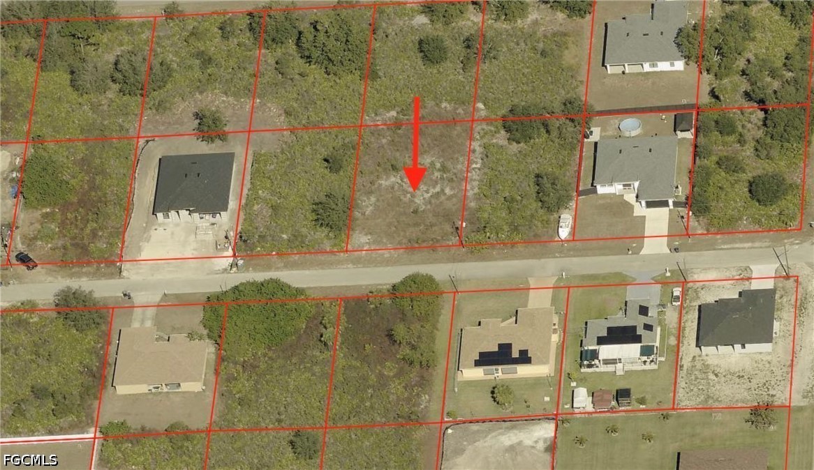 Land in Lehigh Acres 4
