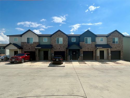 1404-1401 Boxwood Ln, Forest Hill, TX, 76140-2215 | Card Image