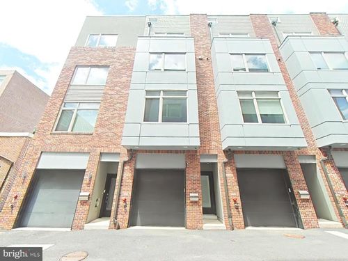 apt-9-117 Quarry St, PHILADELPHIA, PA, 19106-2047 | Card Image