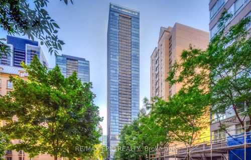 4806-101 Charles St E, Toronto, ON, M4Y0A9 | Card Image
