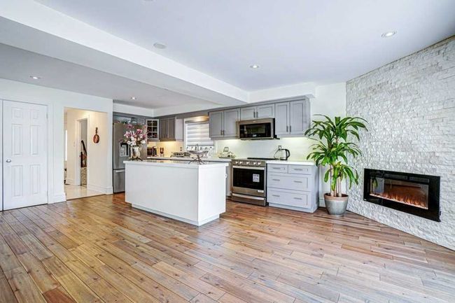60 Dawlish Ave, House other with 4 bedrooms, 4 bathrooms and 4 parking in Aurora ON | Image 13
