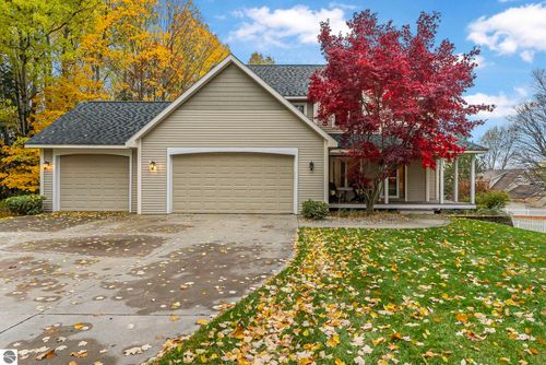 3721 Kennedy Pl, Williamsburg, MI, 49690-8615 | Card Image