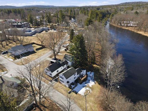 33 Tanner St, Concord, NH, 03303-4507 | Card Image