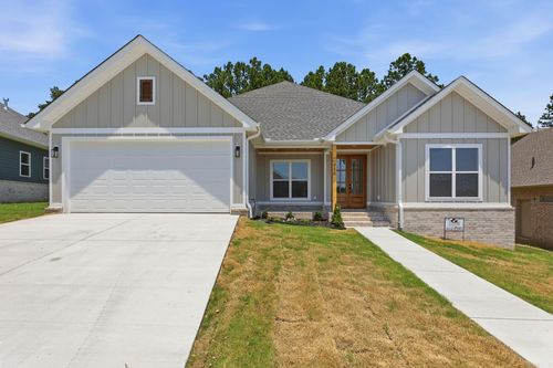 416 Court St, Bryant, AR, 72022-8172 | Card Image