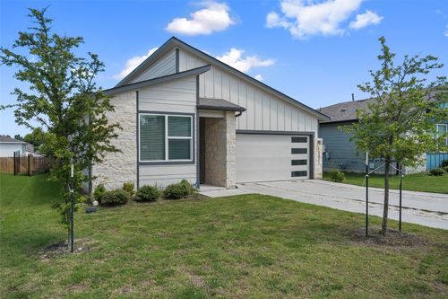 13821 Zuhause Dr, Pflugerville, TX, 78660-7039 | Card Image