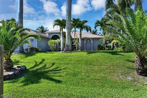 2000 4th St, Cape Coral, FL, 33993-7500 | Card Image