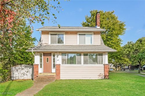 165 Colony Cres, Akron, OH, 44305-4137 | Card Image
