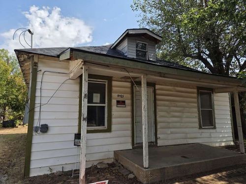 1921 Old Windthorst Rd, Wichita Falls, TX, 76301-7830 | Card Image