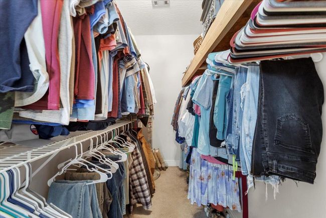 21-Primary Closet | Image 21
