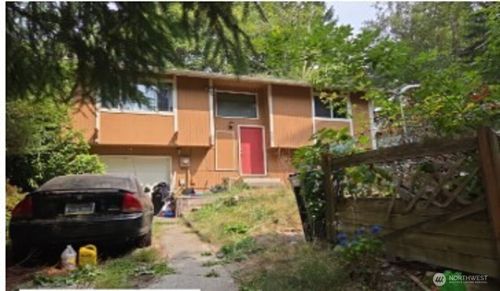 6885 E Cascade Drive, Port Orchard, WA, 98366 | Card Image