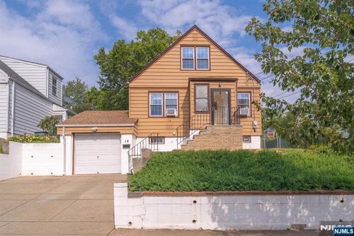 14 Smallwood Ave, Belleville, NJ, 07109-1359 | Card Image