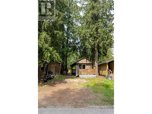 4-1079 Lundell Rd, Revelstoke, BC, V0E2S0 | Card Image