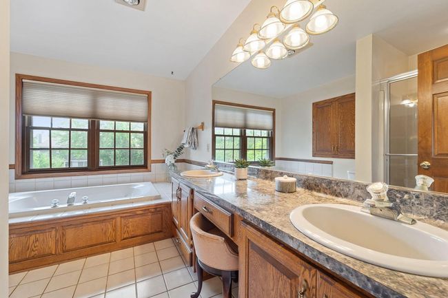 N31W7262 Lincoln Boulevard, House other with 5 bedrooms, 3 bathrooms and null parking in Cedarburg WI | Image 16