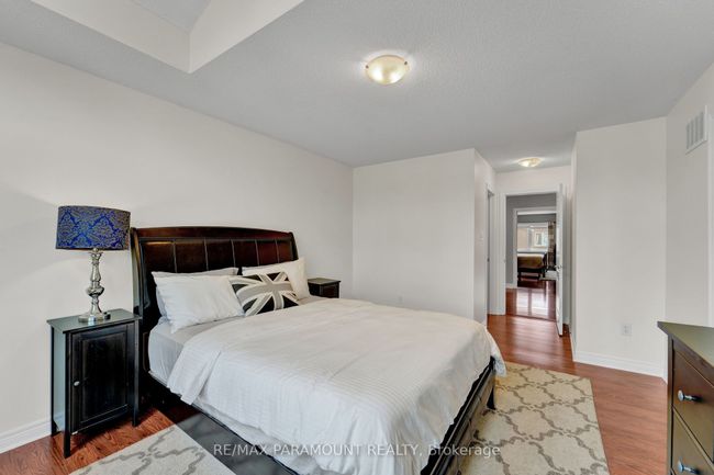 8 Eaglelanding Dr, House other with 5 bedrooms, 5 bathrooms and 2 parking in Brampton ON | Image 31