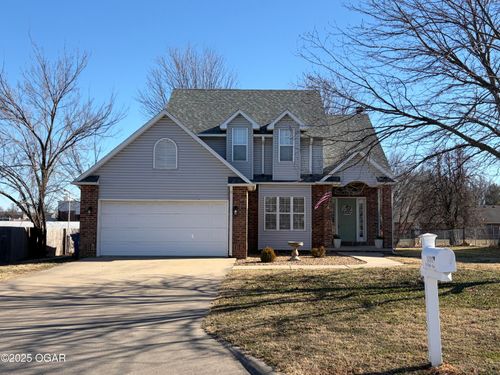 3221 S Park Ave, Joplin, MO, 64804-4244 | Card Image