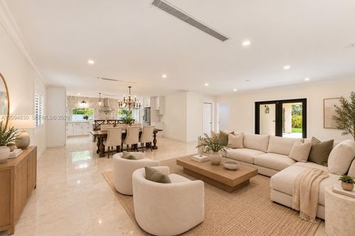 7985 Sw 136th St, Pinecrest, FL, 33156-6749 | Card Image