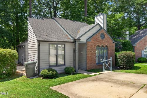 105 Ellsworth Pl, Cary, NC, 27511-4388 | Card Image