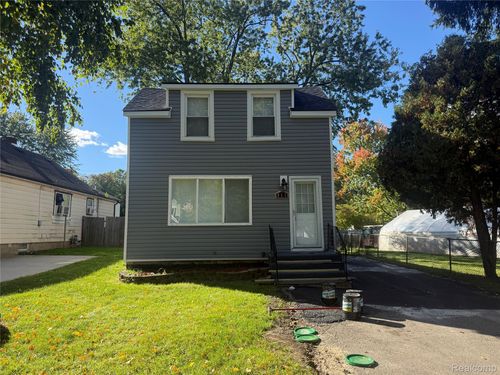 863 Orlando Ave, Pontiac, MI, 48340-2356 | Card Image