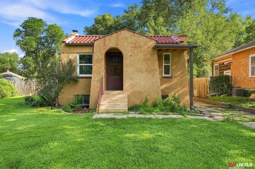3560 B Street, Lincoln, NE, 68510 | Card Image