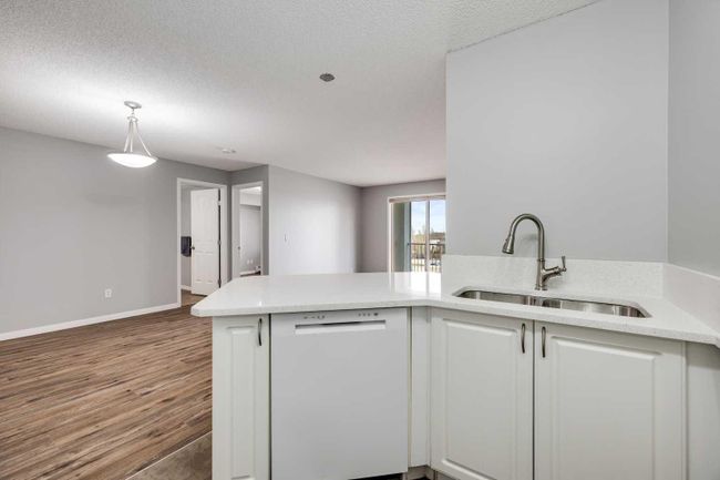323 - 428 Chaparral Ravine View Se, Home with 2 bedrooms, 2 bathrooms and 1 parking in Calgary AB | Image 9