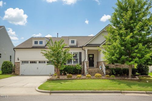 470 Duggins Pt, Apex, NC, 27523-7131 | Card Image