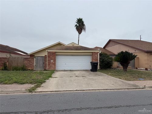 3605 Cedar Ave, McAllen, TX, 78501-7908 | Card Image