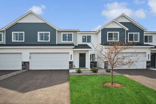 2018 Apple Ln, Montrose, MN, 55363-1001 | Card Image