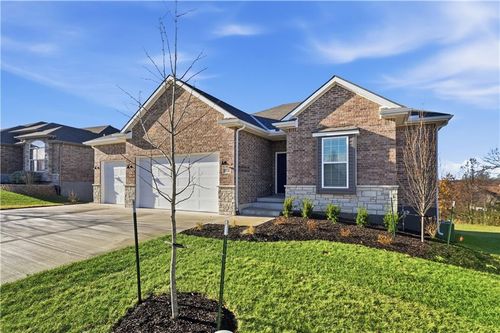 3316 N 109th Ter, Kansas City, KS, 66109-8904 | Card Image