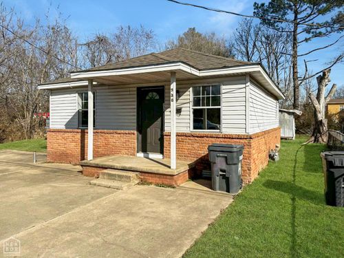 530 N Main St, Jonesboro, AR, 72401-1649 | Card Image
