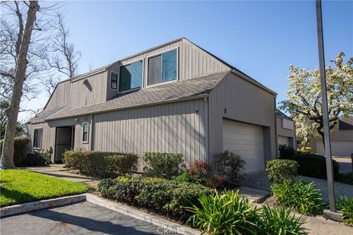 11-7 Sweetwater, Irvine, CA, 92603-3427 | Card Image