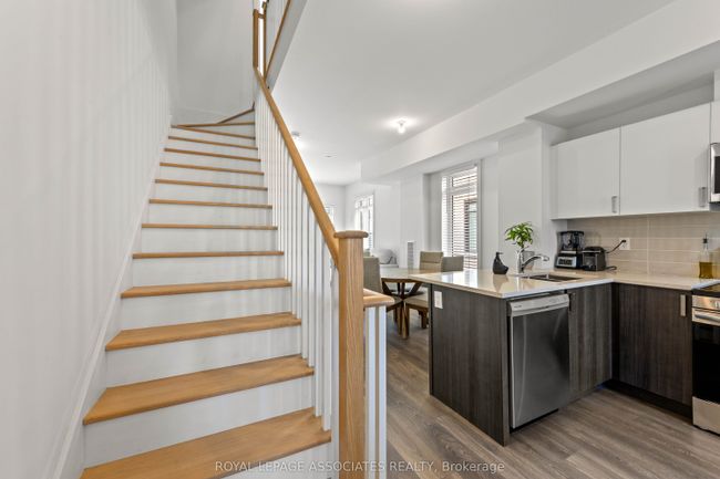 84 Tisdale Ave, House attached with 5 bedrooms, 4 bathrooms and 1 parking in Toronto ON | Image 19