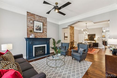 2806 Mcnair Ave, Saint Louis, MO, 63118-1631 | Card Image