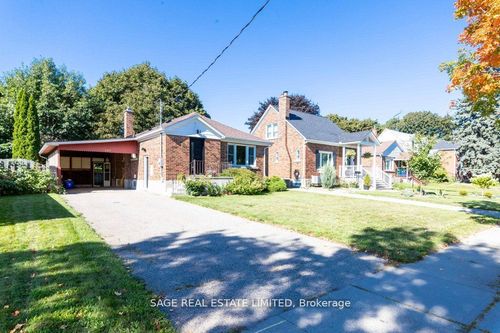 209 Bedford Rd, Kitchener, ON, N2G3A5 | Card Image