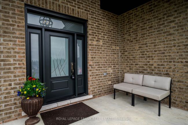 1942 Davenport Rd, House other with 4 bedrooms, 3 bathrooms and 4 parking in Cavan ON | Image 4