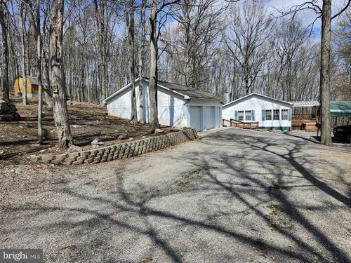 566 Wild Apple Ln, PAW PAW, WV, 25434-3263 | Card Image