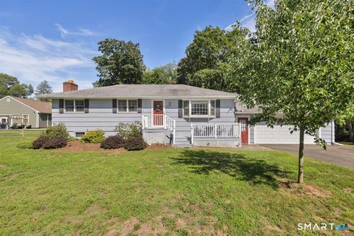 28 Centerbrook Rd, North Haven, CT, 06473-2331 | Card Image