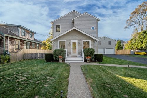 104 Howland Ave, Jamestown, RI, 02835-1247 | Card Image