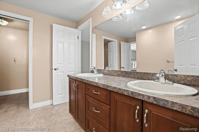 24-5152 Shenandoah Ct.jpg | Image 21