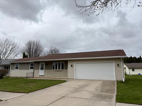 1206 E Cedar Avenue, Manitowoc, WI, 54220 | Card Image