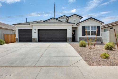 10333 W Sonrisas St, Tolleson, AZ, 85353-1442 | Card Image