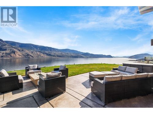 229 Holloway Dr, Tobiano, BC, V1S0B3 | Card Image