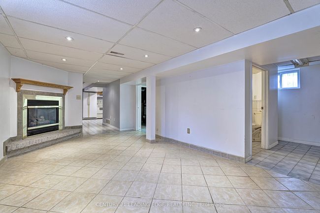 793 Tate Ave, House other with 2 bedrooms, 2 bathrooms and 6 parking in Hamilton ON | Image 30