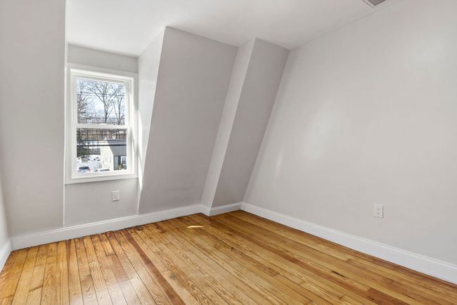 1 - 31 Farnum Pike, Condo with 3 bedrooms, 2 bathrooms and 2 parking in Smithfield RI | Image 19