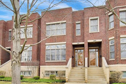 207 S Evergreen Ave, Arlington Heights, IL, 60005-1913 | Card Image