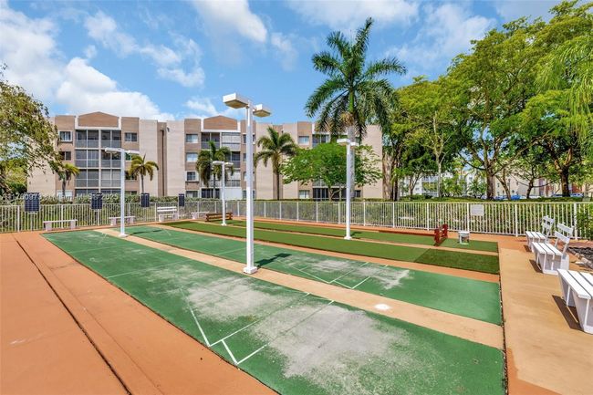 106 - 7711 Trent Dr, Condo with 2 bedrooms, 2 bathrooms and null parking in Tamarac FL | Image 25